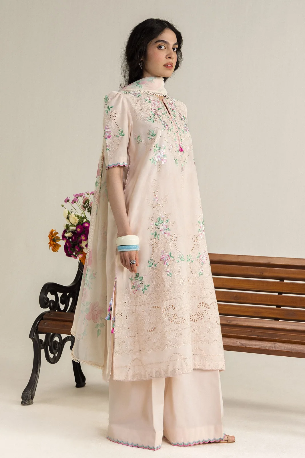 Arlo-7B
