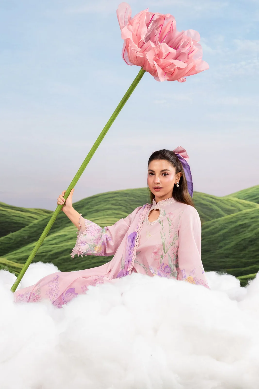3 Pc Unstitched Embroidered Lawn Suit