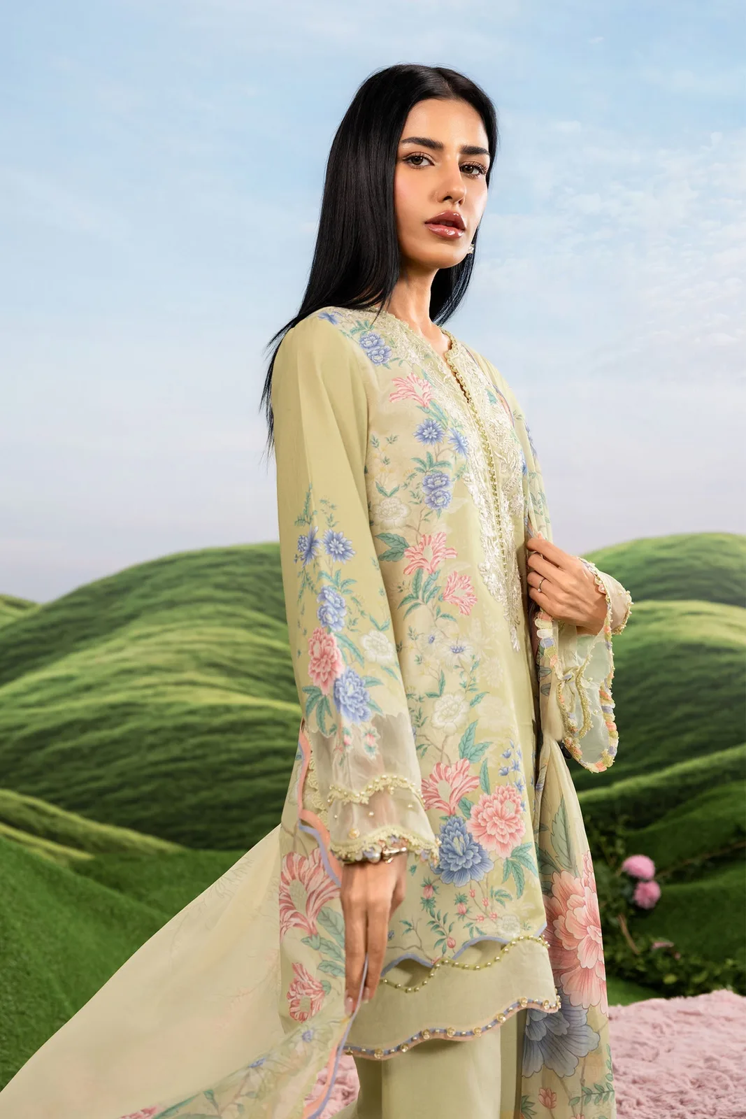 3 Pc Unstitched Embroidered Lawn Suit