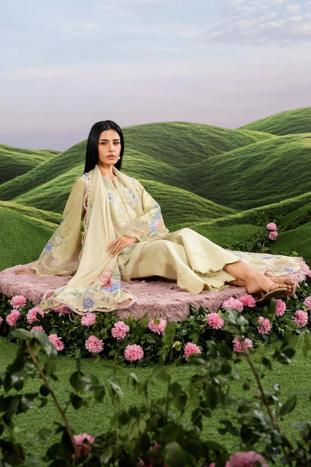 3 Pc Unstitched Embroidered Lawn Suit