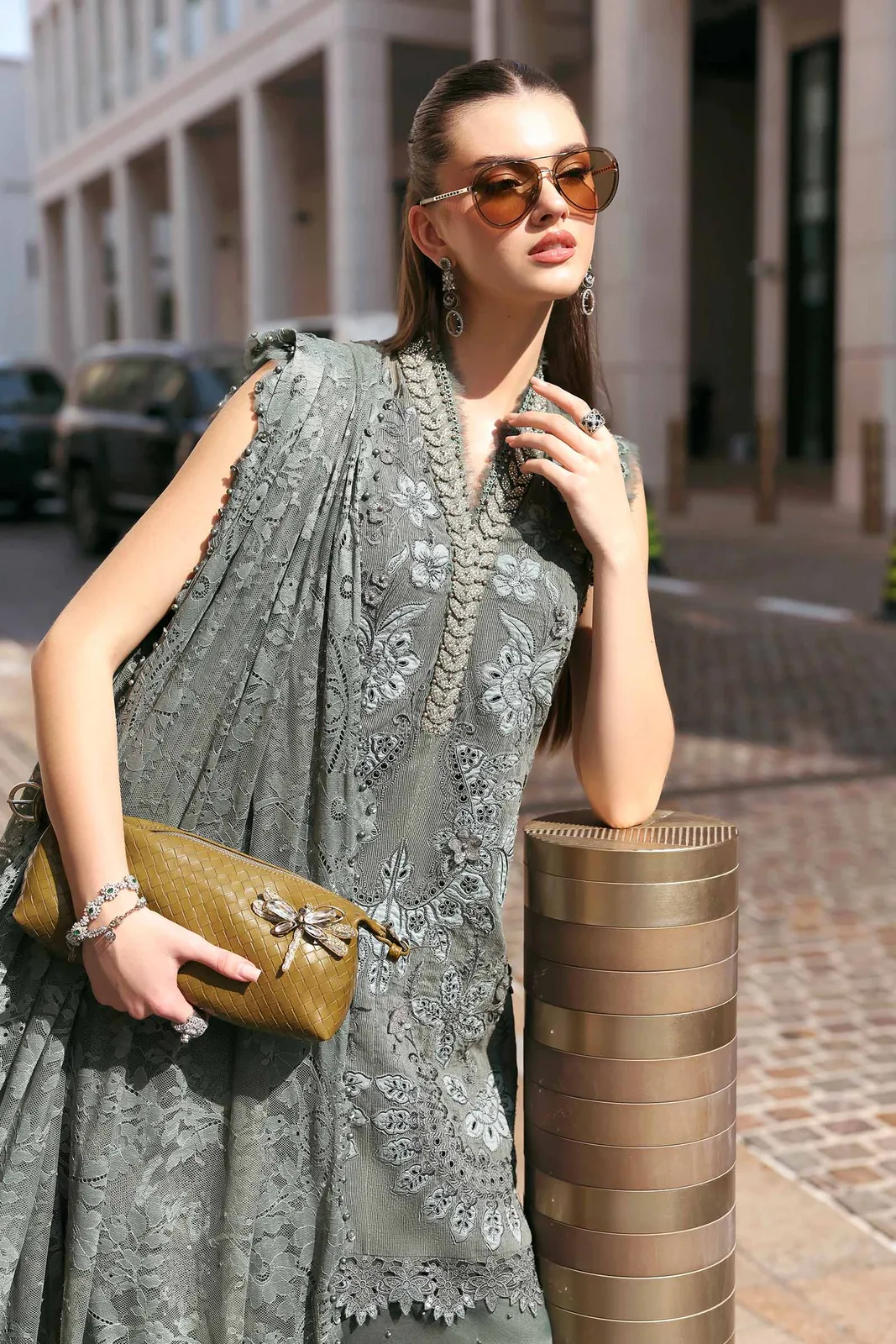 3 Piece Unstitched Embroidered Lawn Karandi Suit