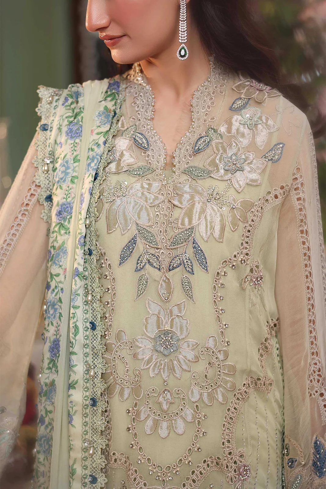 3 Piece Unstitched Embroidered Chiffon Suit