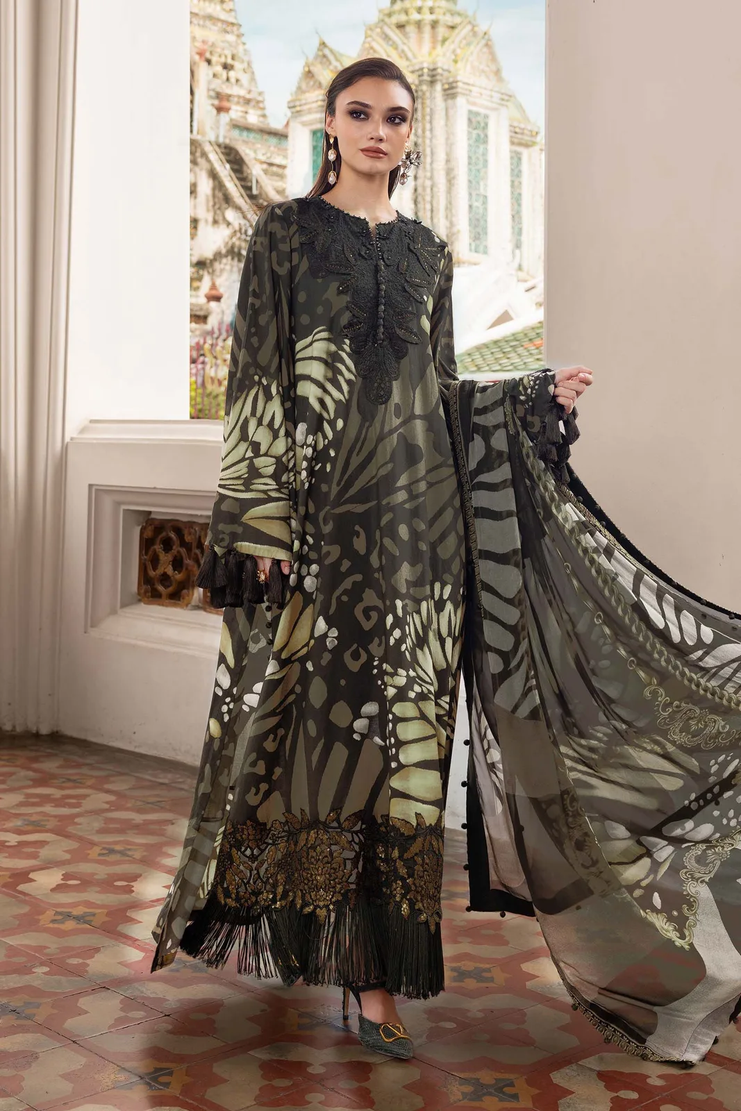3 Piece Unstitched Embroidered Linen Suit