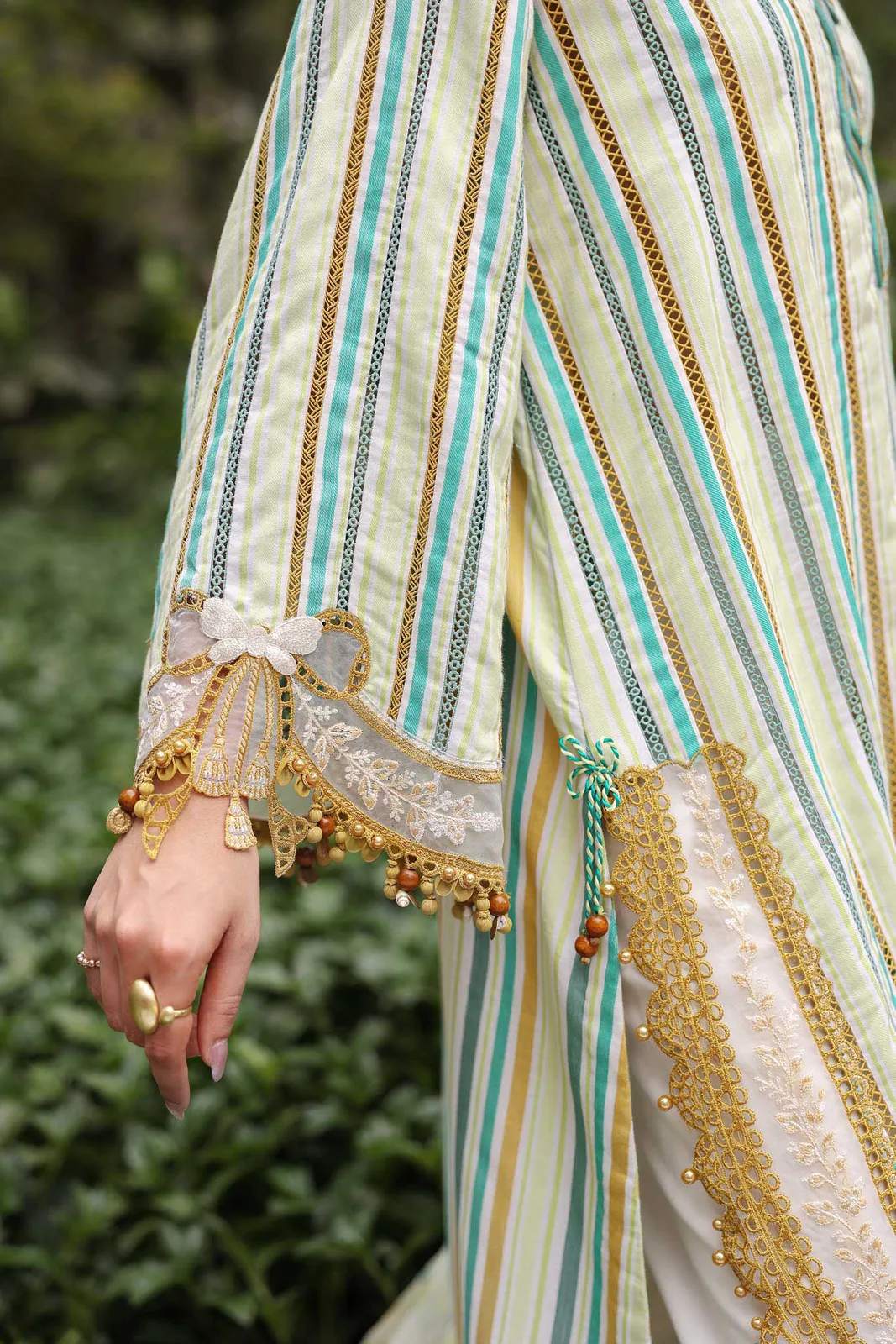 3 Piece Unstitched Embroidered Jacquard Suit