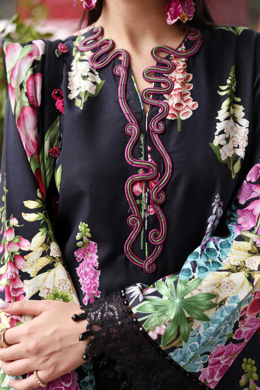 3 Piece Unstitched Embroidered Lawn Suit