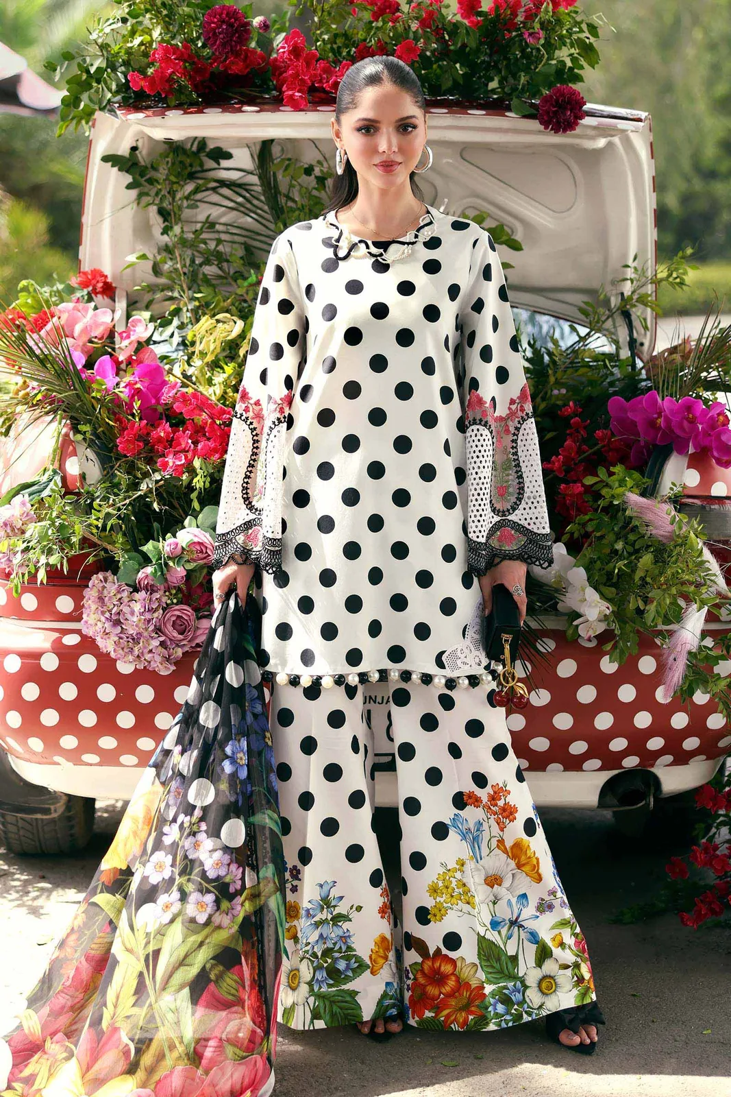 3 Piece Unstitched Embroidered Lawn Suit